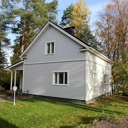 Romantica Majoitus Kokkola بيت ضيافة كوكولا