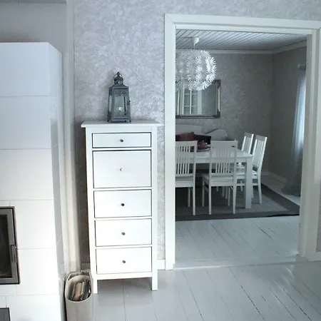 Romantica Majoitus Kokkola بيت ضيافة